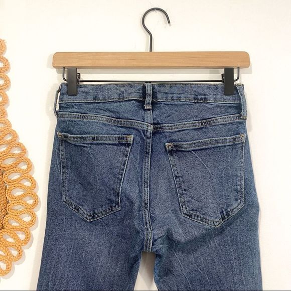 Y2K Gap Slim Straight Vintage Classic Mom Jeans Mid rise medium acid wash - Picture 8 of 10